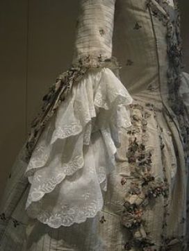 Kenneth Sanderson's 18th Century Dress